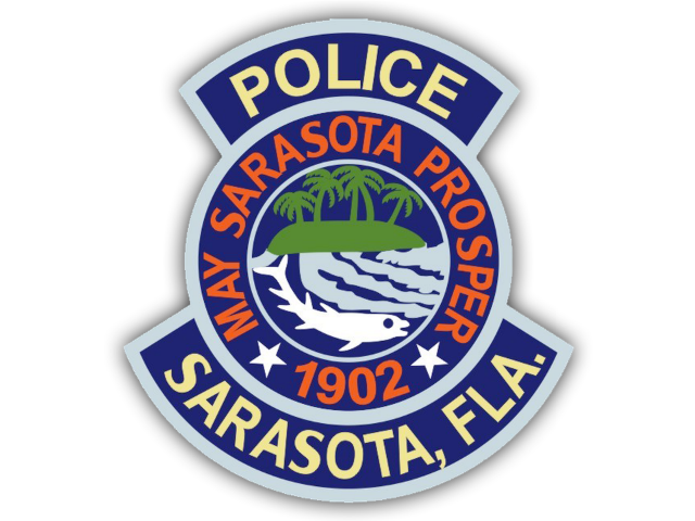 4 injured after boat overturns in Sarasota