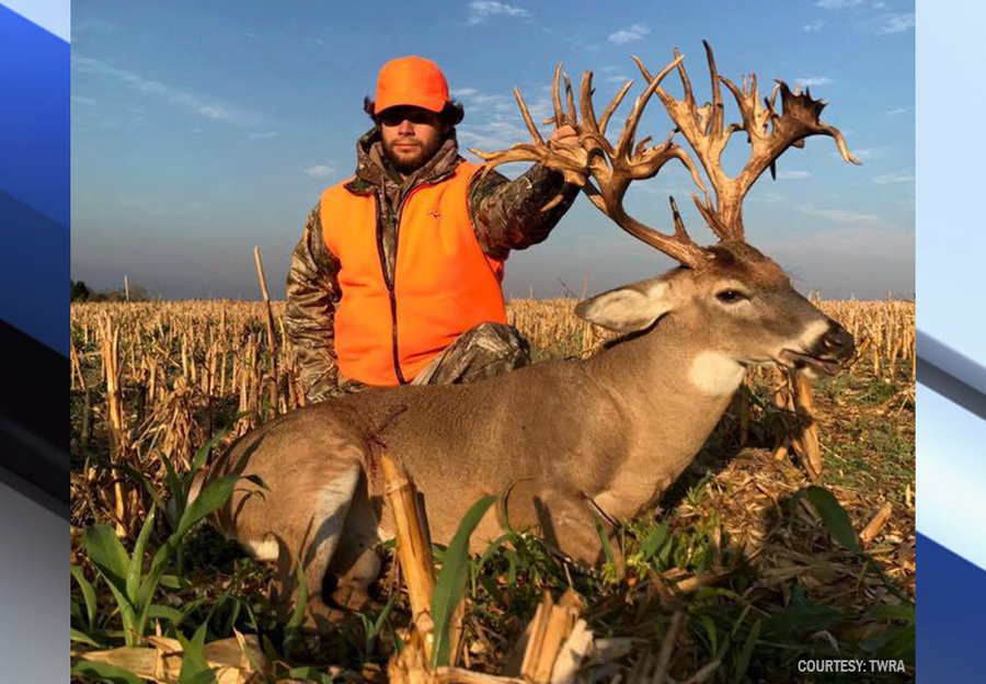 Gas Prices Tampa >> Tennessee man bags 47-point buck; could break state and ... Gas Prices Tampa >> Tennessee man bags 47-point buck; could break state and ...