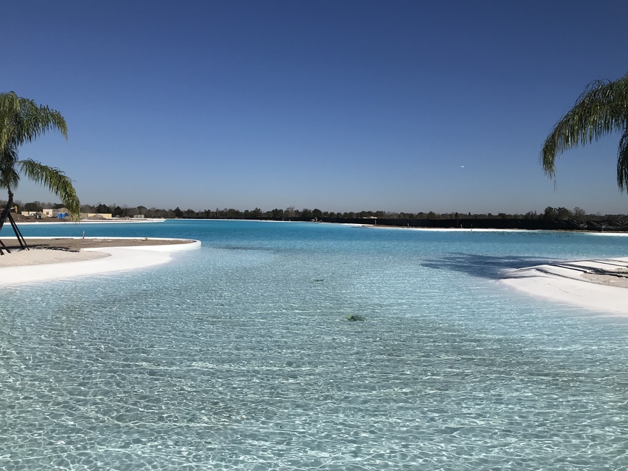 Crystalclear Wesley Chapel lagoon now filled with water